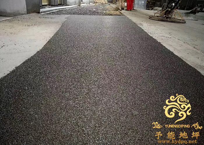 昆山環(huán)氧耐磨地坪施工中面涂批補(bǔ)的流程